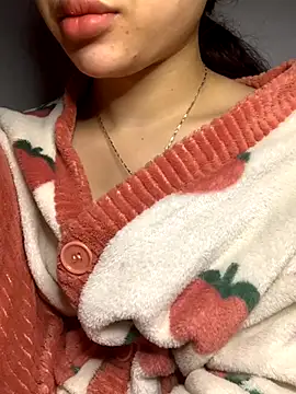 Snapshot of Nguyenha11 chatting on 19, 11, 2025 Nguyenha11 online show from 19, 11, 2025