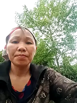 Snapshot of TinTin321 chatting on 15, 9, 2025 TinTin321 online show from 15, 9, 2025