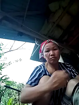 Snapshot of TinTin321 chatting on 18, 9, 2025 TinTin321 online show from 18, 9, 2025