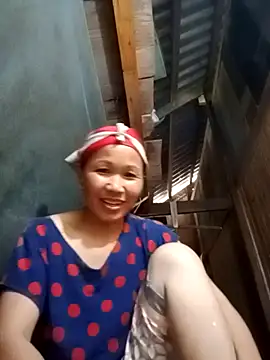 Snapshot of TinTin321 chatting on 1, 10, 2025 TinTin321 online show from 1, 10, 2025