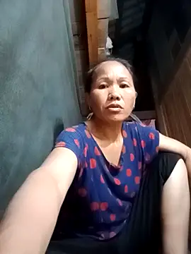 Snapshot of TinTin321 chatting on 4, 10, 2025 TinTin321 online show from 4, 10, 2025