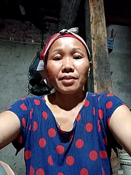 Snapshot of TinTin321 chatting on 18, 10, 2025 TinTin321 online show from 18, 10, 2025