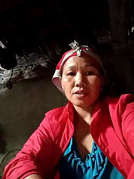 Snapshot of TinTin321 chatting on 31, 10, 2025 TinTin321 online show from 31, 10, 2025