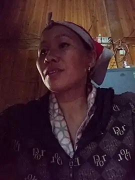 Snapshot of TinTin321 chatting on 9, 11, 2025 TinTin321 online show from 9, 11, 2025