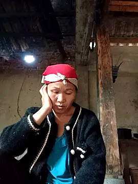 Snapshot of TinTin321 chatting on 15, 11, 2025 TinTin321 online show from 15, 11, 2025