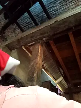 Snapshot of TinTin321 chatting on 22, 11, 2025 TinTin321 online show from 22, 11, 2025