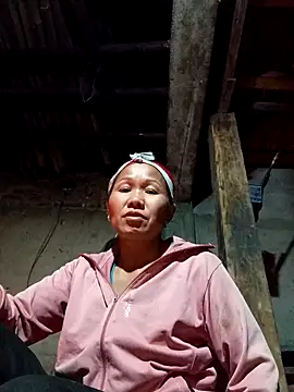 Snapshot of TinTin321 chatting on 23, 11, 2025 TinTin321 online show from 23, 11, 2025