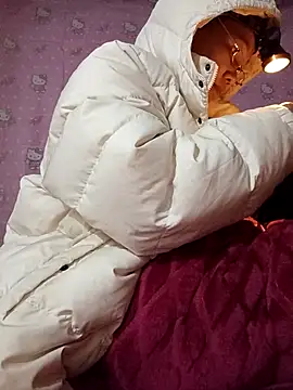 Snapshot of TinTin321 chatting on 27, 11, 2025 TinTin321 online show from 27, 11, 2025