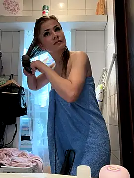 IsabellaEtha online show from 1, 10, 2025