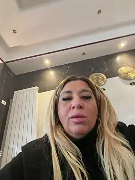 TheeaBlanco online show from 2, 12, 2025