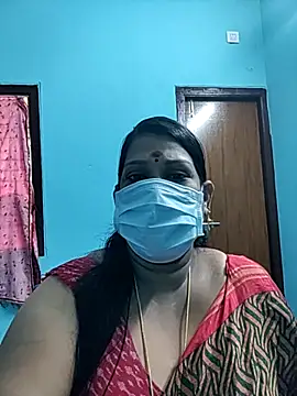 Snapshot of sutari84 chatting on 15, 9, 2025 sutari84 online show from 15, 9, 2025