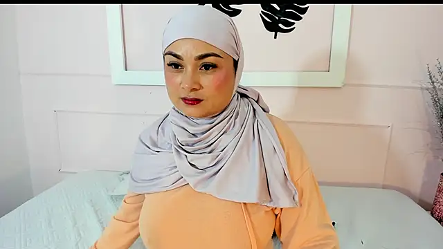 Snapshot of azaharaaa_ chatting on 23, 9, 2025 azaharaaa online show from 23, 9, 2025