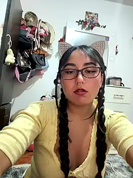 Snapshot of saranghae_ chatting on 8, 10, 2025 saranghae online show from 8, 10, 2025