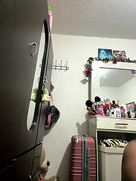 Snapshot of saranghae_ chatting on 18, 10, 2025 saranghae online show from 18, 10, 2025