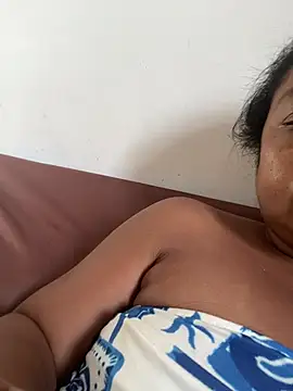 Snapshot of Kamilinha2 chatting on 24, 2, 2026 Kamilinha2 online show from 24, 2, 2026