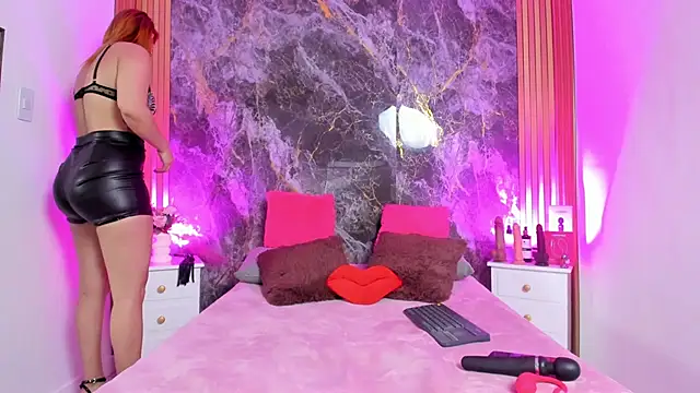 MIIRANDAHOT online show from 10, 11, 2025