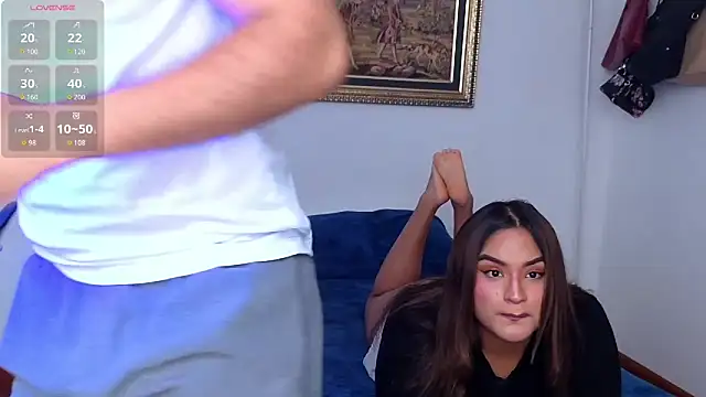 Snapshot of laurale_phillipe chatting on 25, 2, 2026 laurale phillipe online show from 25, 2, 2026