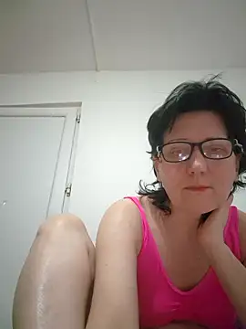 Vera Elle online show from 8, 4, 2026