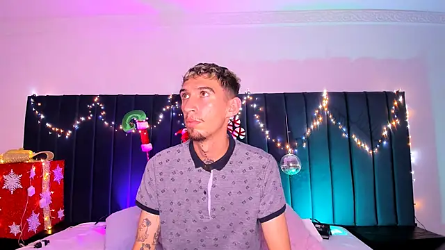 Snapshot of dominik_thompson777 chatting on 26, 11, 2025 dominik thompson777 online show from 26, 11, 2025