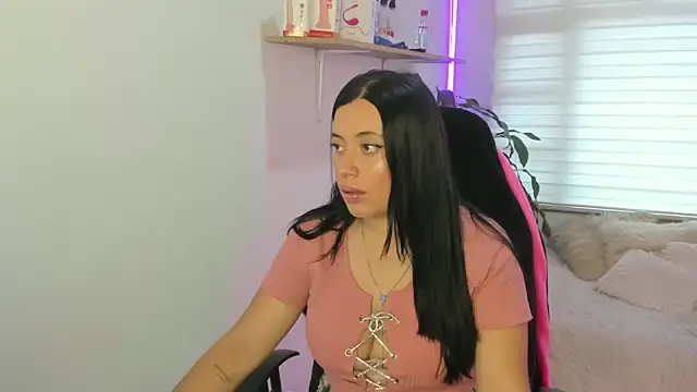 Snapshot of celeste_bonnet1 chatting on 18, 9, 2025 celeste bonnet1 online show from 18, 9, 2025