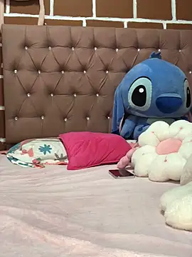 Rachellcooperrr online show from 11, 3, 2026