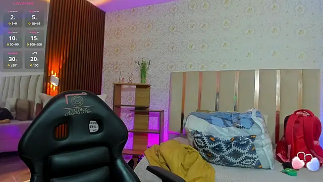 Snapshot of BLUE_TAY1 chatting on 19, 9, 2025 BLUE TAY1 online show from 19, 9, 2025