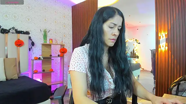 Snapshot of BLUE_TAY1 chatting on 15, 10, 2025 BLUE TAY1 online show from 15, 10, 2025