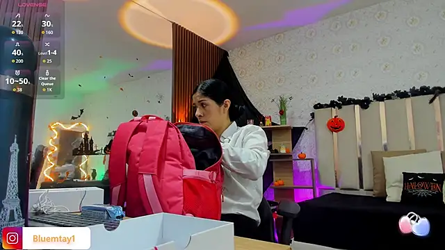 Snapshot of BLUE_TAY1 chatting on 27, 10, 2025 BLUE TAY1 online show from 27, 10, 2025