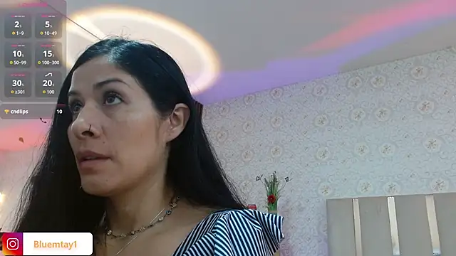 Snapshot of BLUE_TAY1 chatting on 4, 11, 2025 BLUE TAY1 online show from 4, 11, 2025