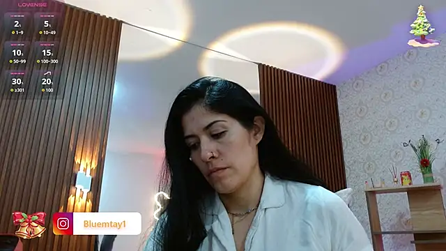 Snapshot of BLUE_TAY1 chatting on 10, 11, 2025 BLUE TAY1 online show from 10, 11, 2025