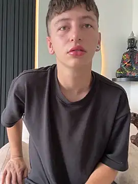 aronn tay online show from 7, 11, 2025