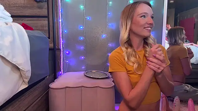 Snapshot of ajmiller25 chatting on 3, 11, 2025 ajmiller25 online show from 3, 11, 2025