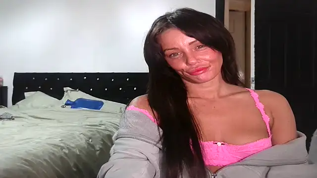 Snapshot of OliviaRyan22 chatting on 22, 2, 2026 OliviaRyan22 online show from 22, 2, 2026