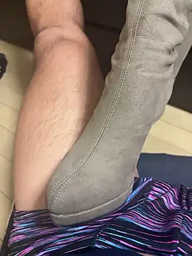 Snapshot of shell215 chatting on 13, 1, 2026 shell215 online show from 13, 1, 2026