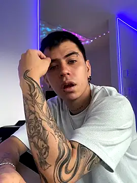 chris suarez online show from 7, 11, 2025