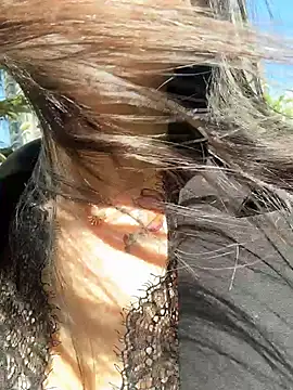 xtt1689999 online show from 13, 4, 2026