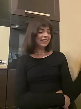 Snapshot of Miranda_Kerry chatting on 22, 10, 2025 Miranda Kerry online show from 22, 10, 2025