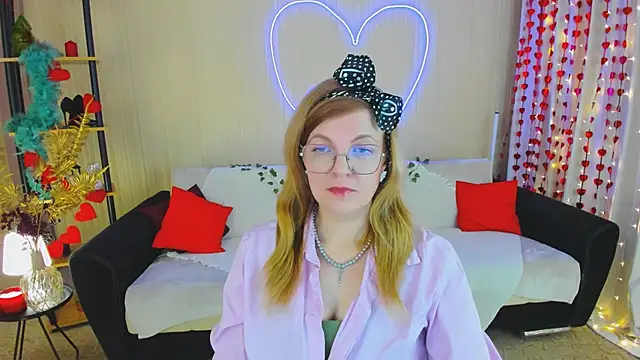 YourUniverser online show from 4, 3, 2026