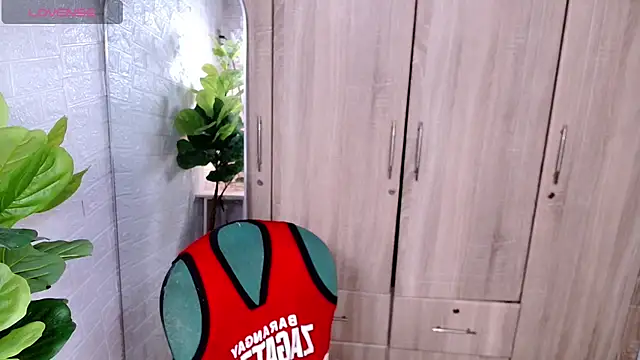 PinooyMilker online show from 28, 11, 2025