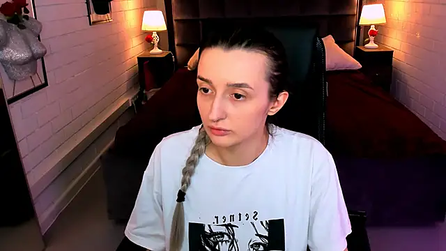 Snapshot of AliceLids chatting on 2, 10, 2025 AliceLids online show from 2, 10, 2025