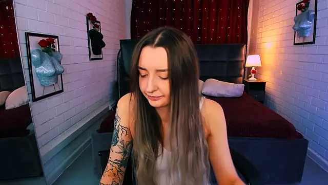 Snapshot of AliceLids chatting on 14, 10, 2025 AliceLids online show from 14, 10, 2025