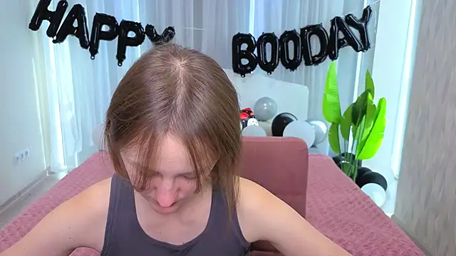 LuluChiiii online show from 31, 10, 2025