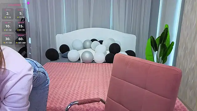 LuluChiiii online show from 7, 11, 2025