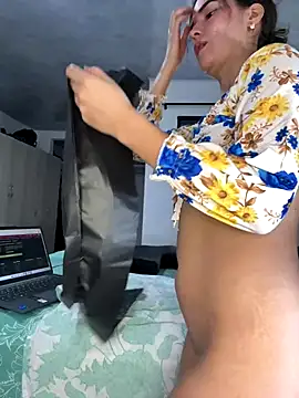 annymaldonado online show from 17, 10, 2025