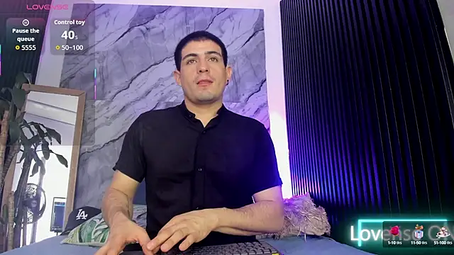 Snapshot of William_Steel_ chatting on 26, 9, 2025 William Steel online show from 26, 9, 2025