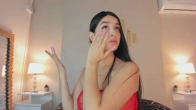 natachadiaz  online show from 10, 10, 2025