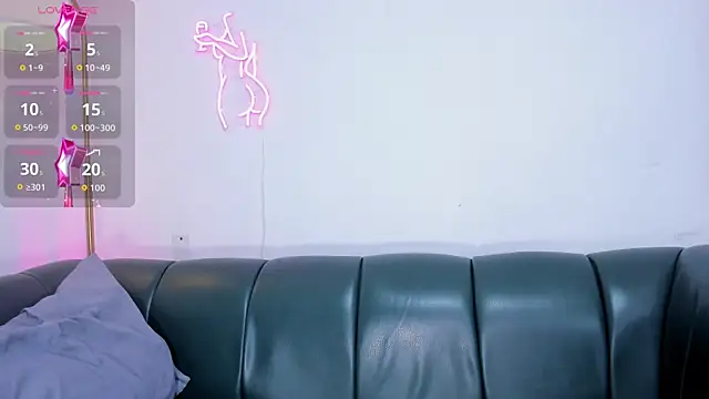 Snapshot of Sexxchubby chatting on 28, 11, 2025 Sexxchubby online show from 28, 11, 2025