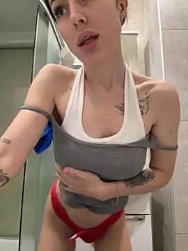 Snapshot of SakuraSara chatting on 17, 11, 2025 SakuraSara online show from 17, 11, 2025