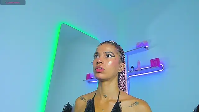 Snapshot of _nana777 chatting on 21, 11, 2025 nana777 online show from 21, 11, 2025