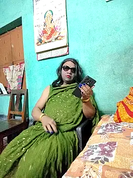 Snapshot of hot_silkkol chatting on 1, 2, 2026 hot silkkol online show from 1, 2, 2026